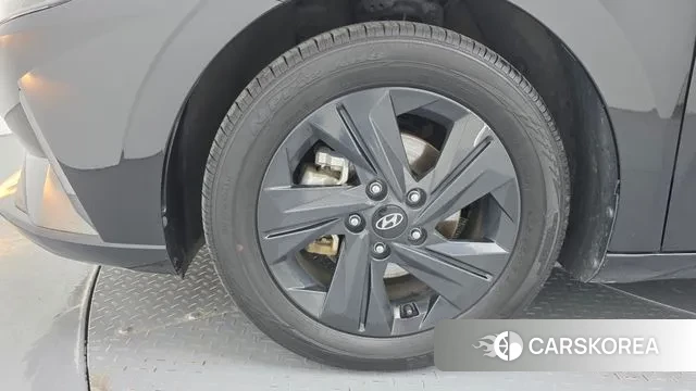 Hyundai Avante Hybrid (CN7) id 3180849 из Кореи 15