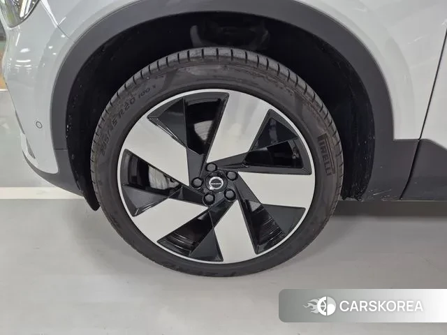 Volvo XC40 Richards id 3327376 из Кореи 13