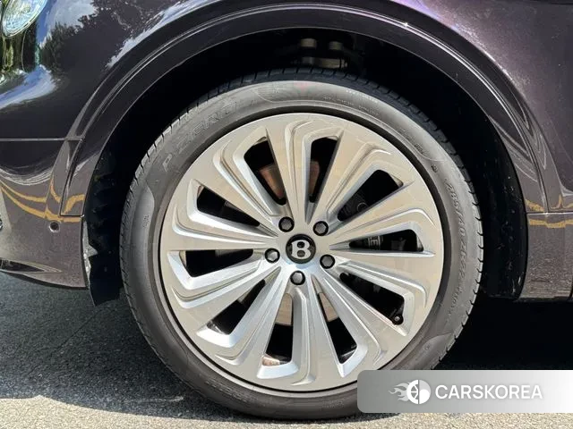 Bentley Bentayga id 3093038 из Кореи 15