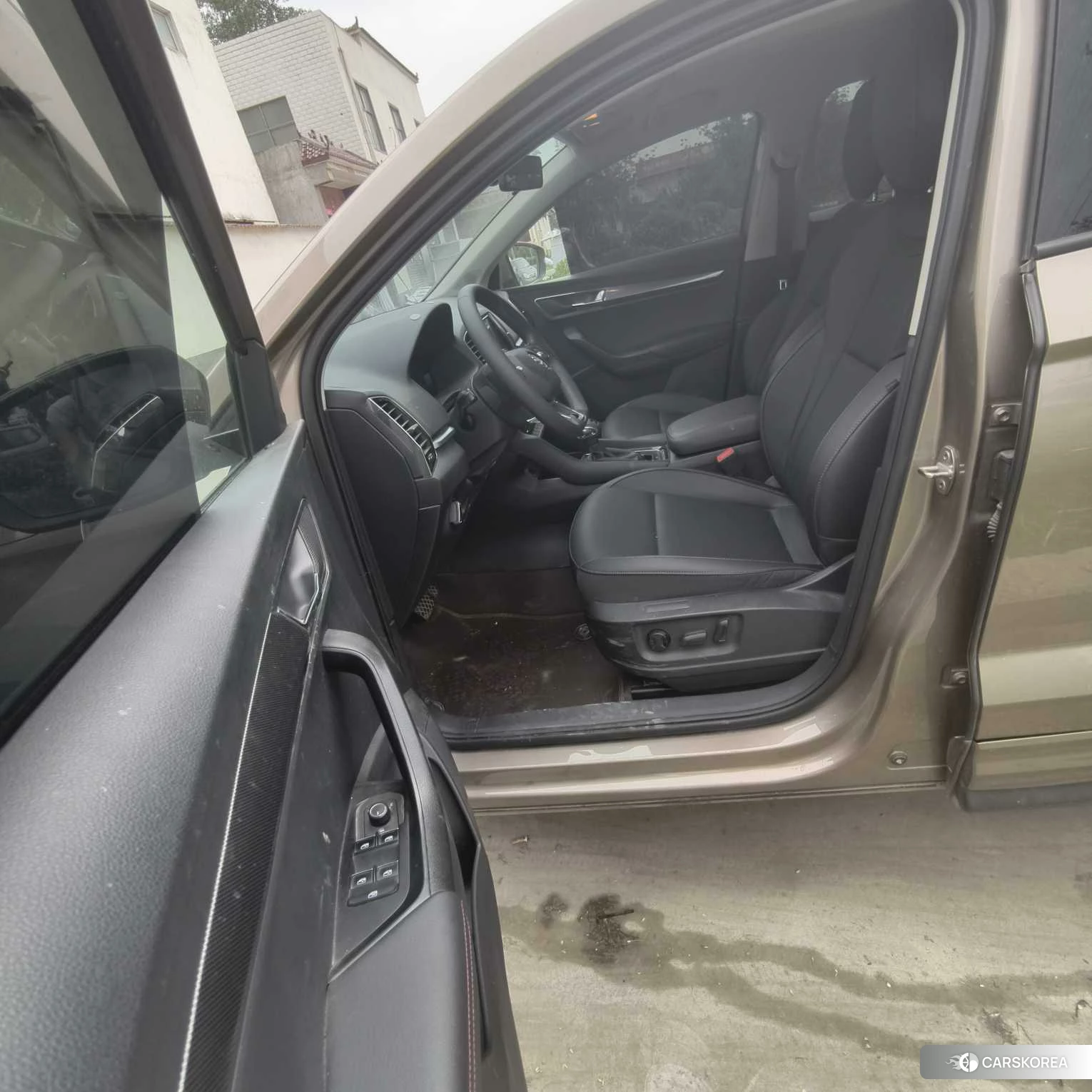 Skoda Krok id 4485543 из Китая 8