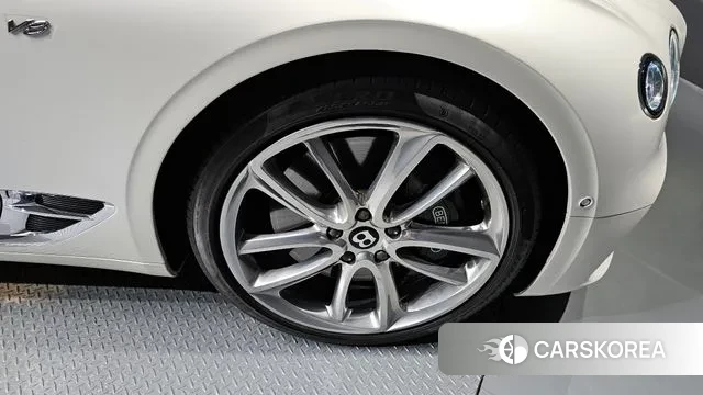 Bentley Continental GT 3rd Generation id 3253416 из Кореи 15