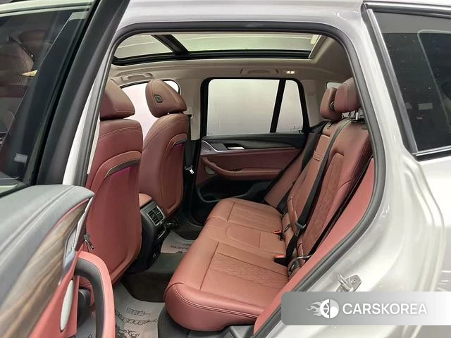 BMW X3 id 4368384 из Китая 11