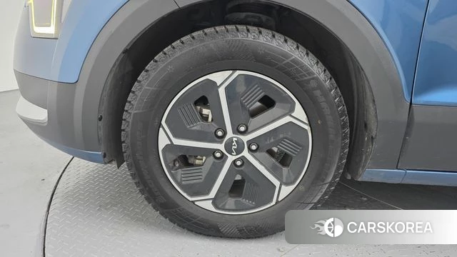 Kia Di Ol Nu Niro id 4433902 из Кореи 15
