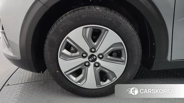 Kia The New Niro id 3630968 из Кореи 15