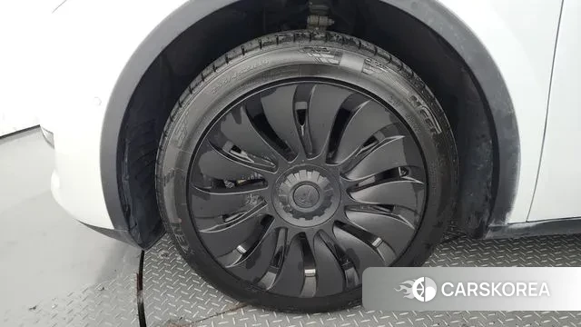 Tesla Model Y id 3218959 из Кореи 15