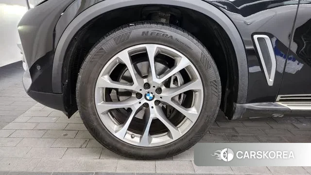 BMW X5 (G05) id 3488624 из Кореи 15