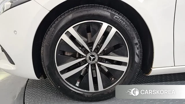 Mercedes-Benz A-Class W177 id 3360368 из Кореи 15