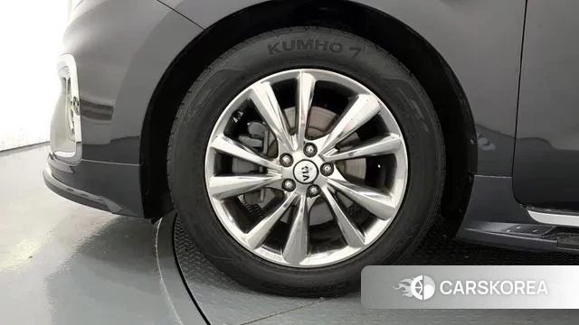 Kia The New Carnival id 3018432 из Кореи 15