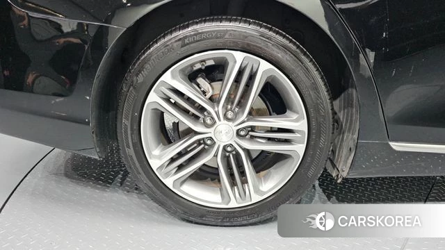 Hyundai Grandeur IG id 4459542 из Кореи 27