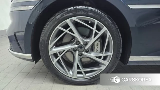 Genesis G90 (RS4) id 3576838 из Кореи 15