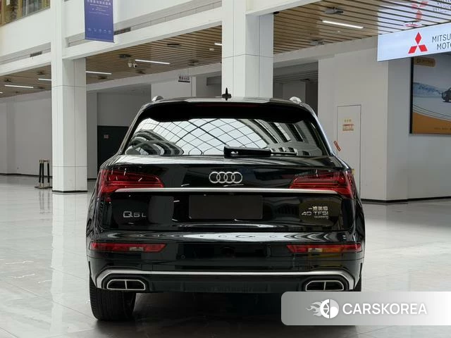 Audi Q5L id 4321135 из Китая 15