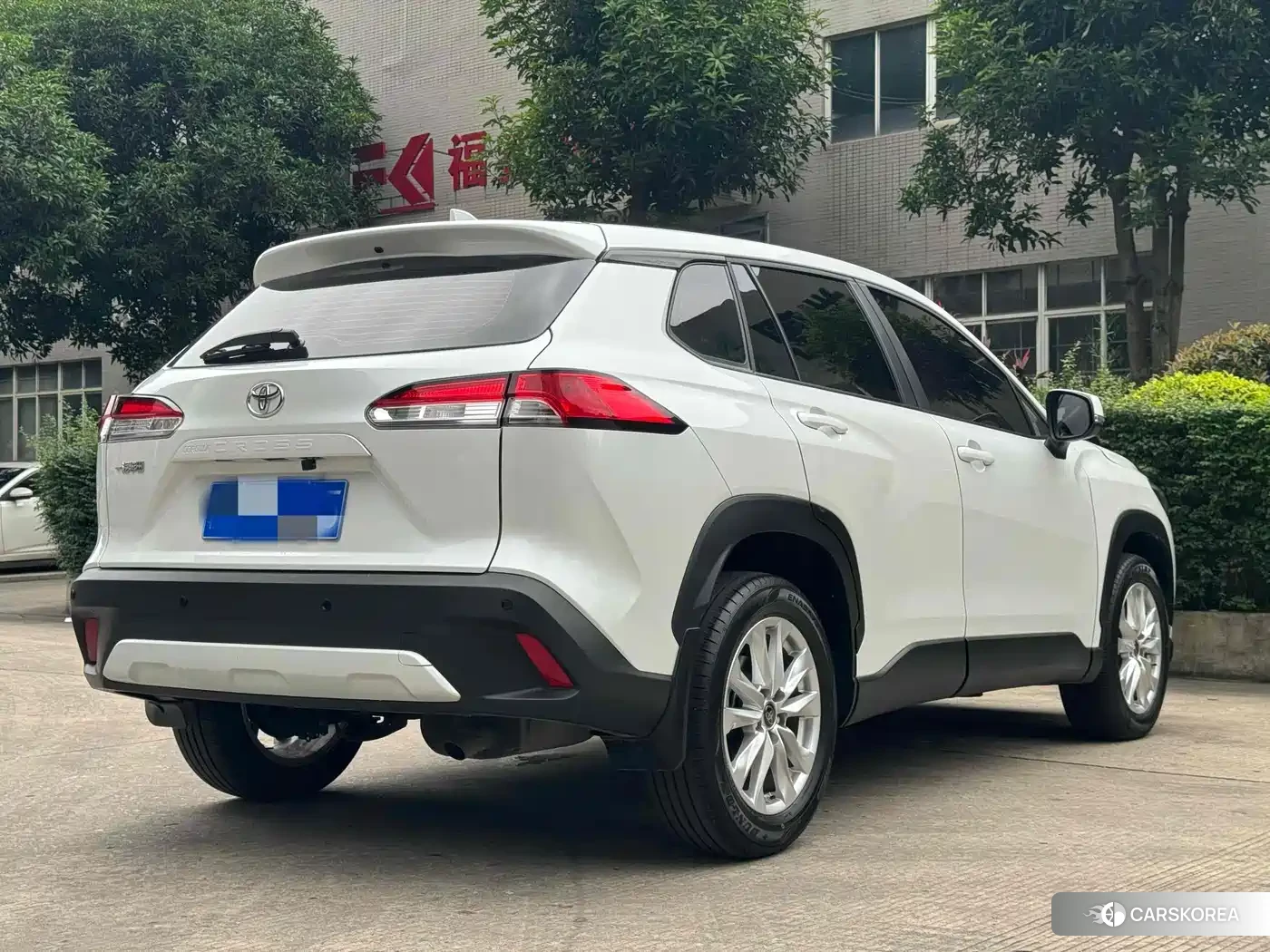 Toyota Corolla 2023 Белый из Китая, фото 5