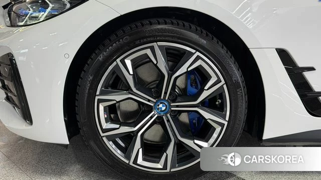 BMW i4 id 4243343 из Кореи 15