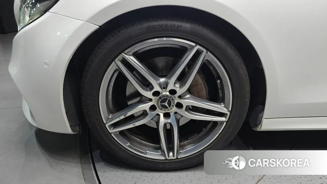 Mercedes-Benz E-Class W213 id 4638276 из Кореи 28