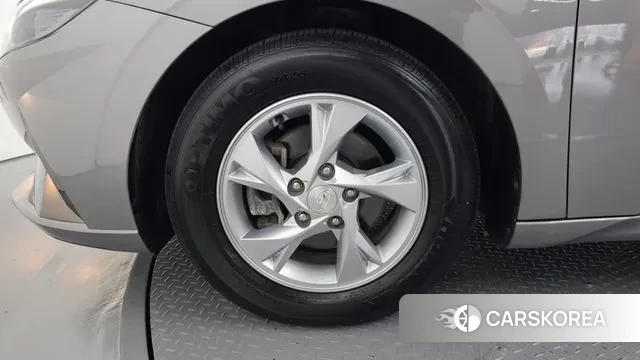 Hyundai Avante (CN7) id 3402150 из Кореи 15