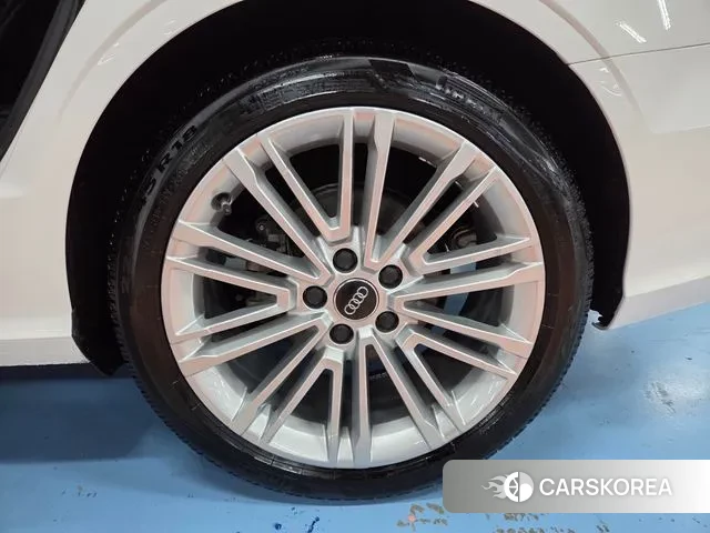 Audi New A3 id 3766614 из Кореи 15