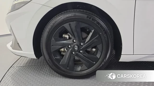 Hyundai Avante Hybrid (CN7) id 3389200 из Кореи 15