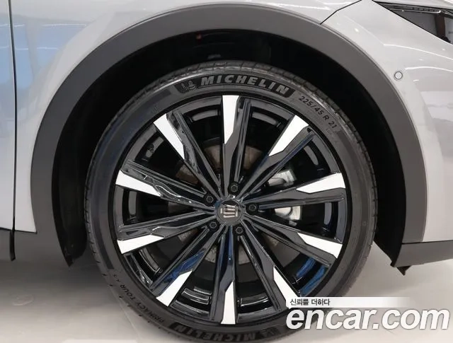 Toyota Crown Crossover id 2874004 из Кореи 15