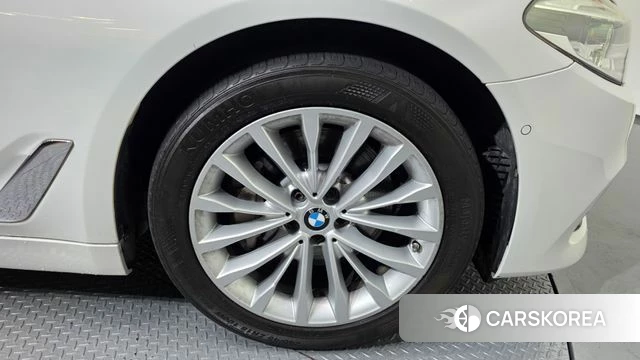 BMW 5 Series (G30) id 4615253 из Кореи 15