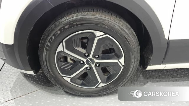 Kia Di Ol Nu Niro id 4475352 из Кореи 24