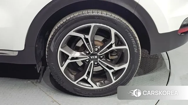 Kia Sportage The Bold id 3631386 из Кореи 15