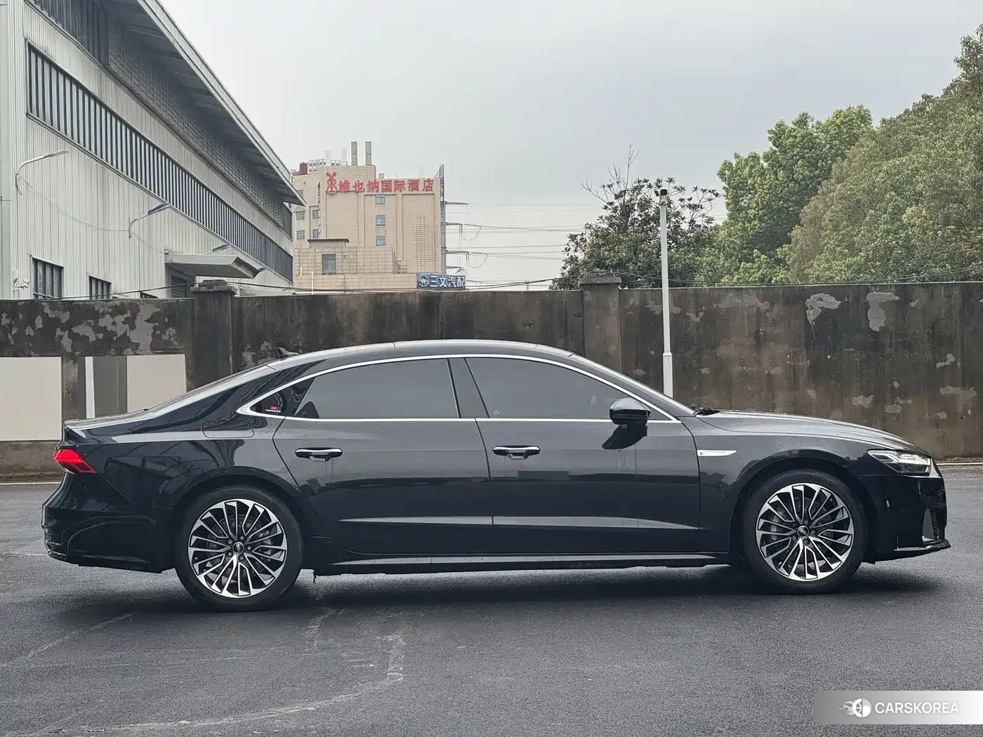 Audi A7L 2024 Черный из Китая, фото 6