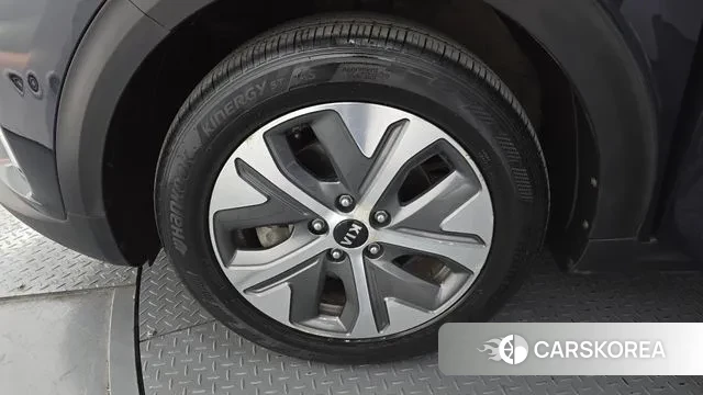 Kia Niro EV id 3345170 из Кореи 15