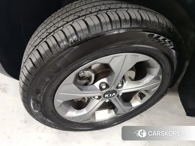 Kia Seltos id 3619135 из Кореи 14