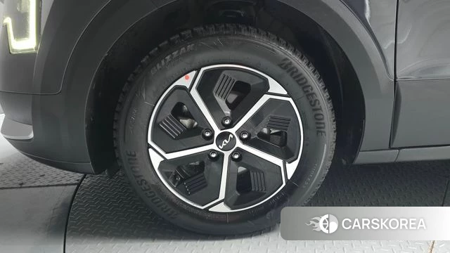 Kia Di Ol Nu Niro id 4793235 из Кореи 26