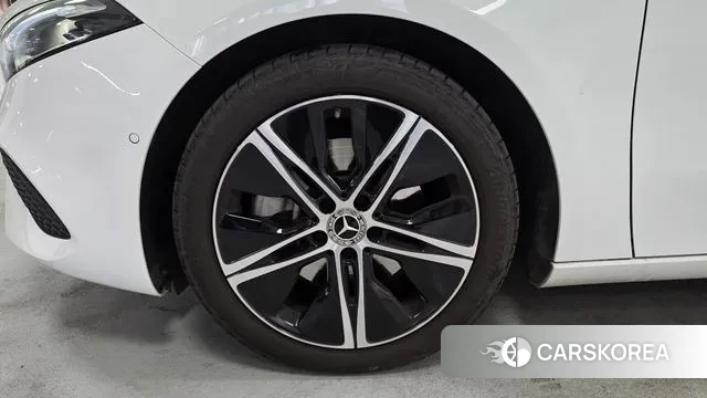 Mercedes-Benz A-Class W177 id 3745476 из Кореи 12