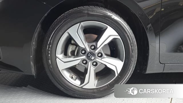 Kia Come New K3 id 4595398 из Кореи 29