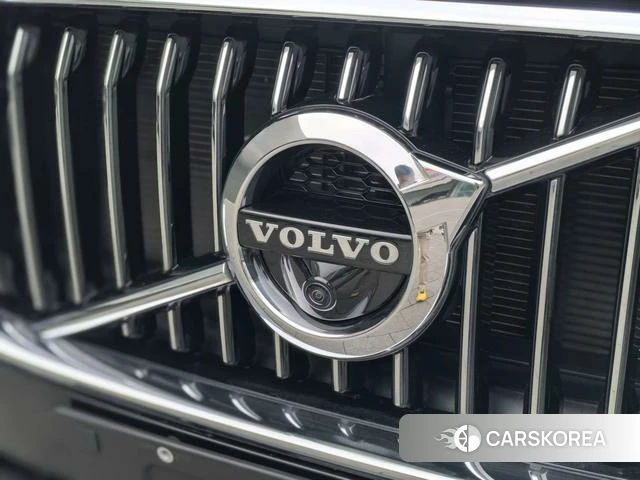 Volvo XC60 PHEV id 4219890 из Китая 15