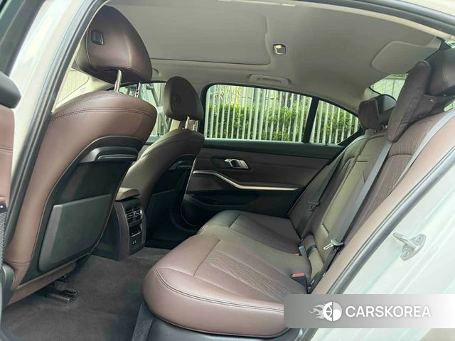 BMW 3 series id 4297473 из Китая 13