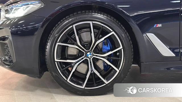 BMW 5 Series (G30) id 3856442 из Кореи 15