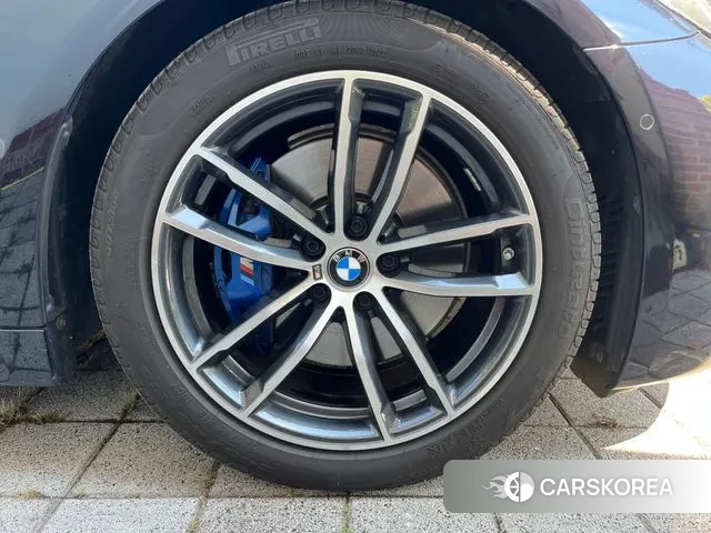 BMW 5 Series (G30) id 3021361 из Кореи 15