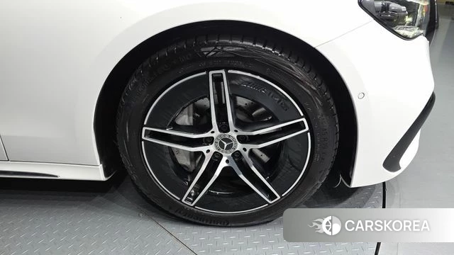 Mercedes-Benz E-Class W214 id 3831736 из Кореи 15