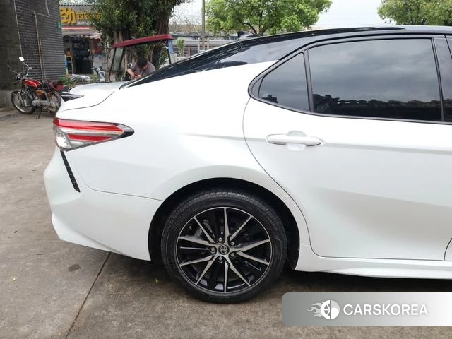 Toyota Camry id 4290227 из Китая 25