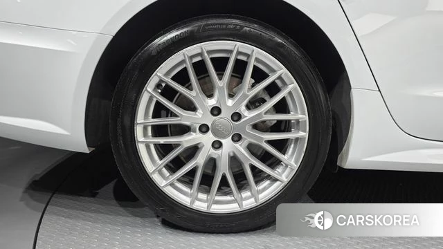 Audi New A6 id 4411094 из Кореи 15