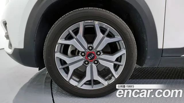 Kia Seltos id 2818365 из Кореи 15