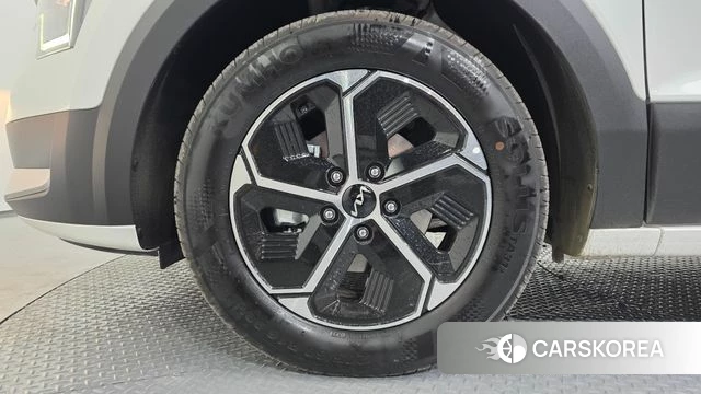 Kia Di Ol Nu Niro id 3792715 из Кореи 15