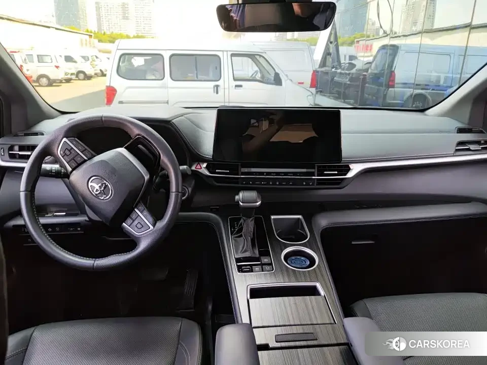 Toyota Sienna 2024 Белый из Китая, фото 5