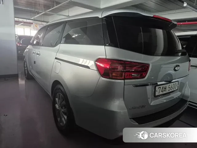 Kia The New Carnival id 3284518 из Кореи 15