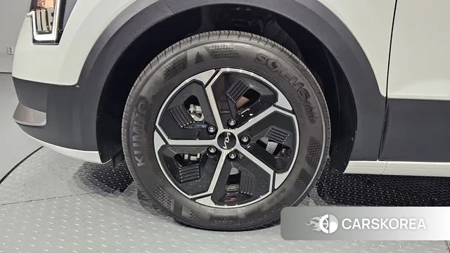 Kia Di Ol Nu Niro id 2904916 из Кореи 15