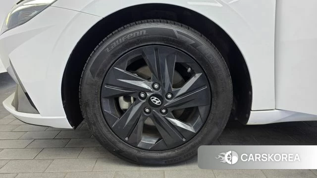 Hyundai Avante Hybrid (CN7) id 4316547 из Кореи 25