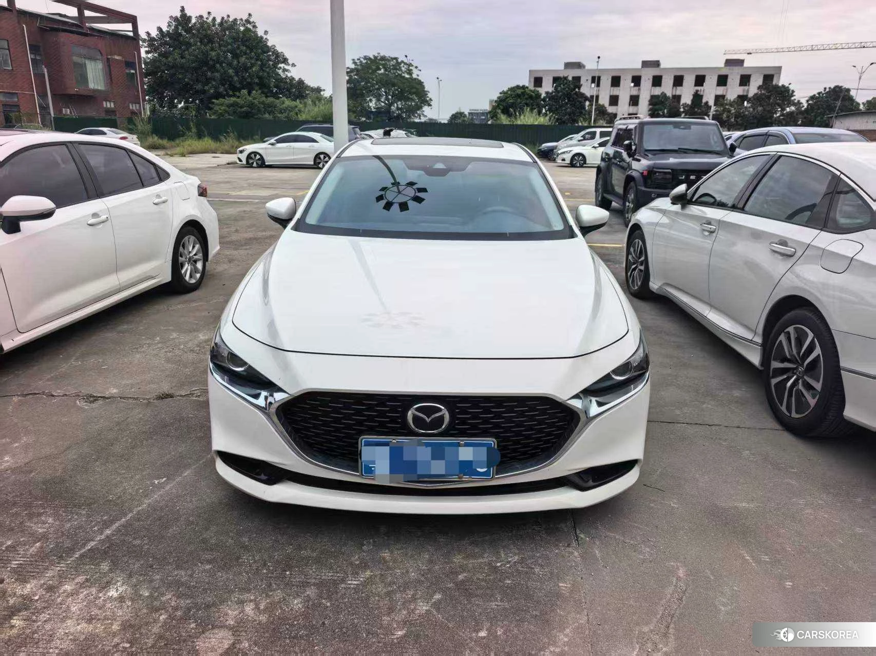 Mazda 3 Angkesaila 2022 Белый из Китая, фото 5