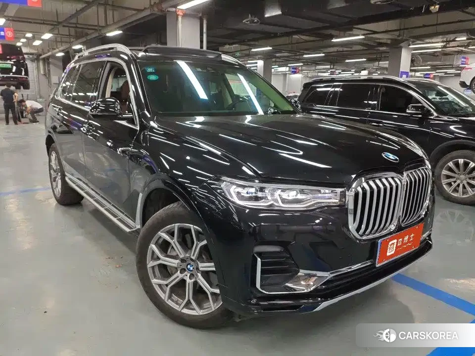 BMW X7 2020 Черный из Китая, фото 5