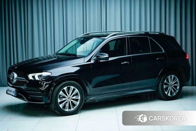 Mercedes-Benz GLE (import) 2023 Черный из Китая, фото 5
