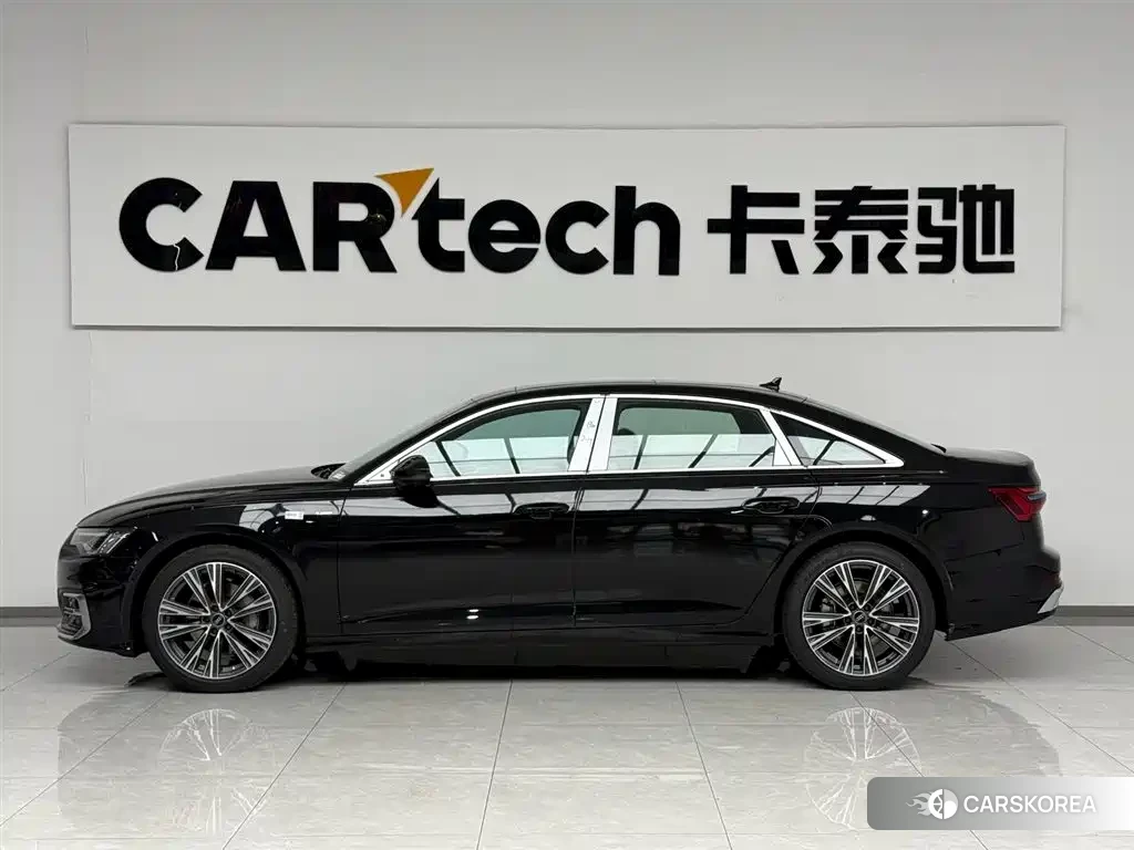 Audi A6L 2026 Черный из Китая, фото 5