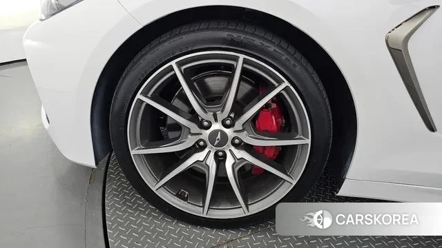 Genesis G70 id 3085281 из Кореи 15