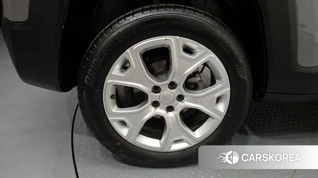 Jeep Renegade id 3827431 из Кореи 15